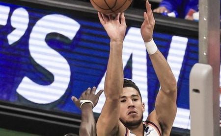 118-134. Ante los Cavaliers, Booker y sus 31 puntos salvan a los Suns que recuperan marca en la NBA 118-134. Ante los Cavaliers, Booker y sus 31 puntos salvan a los Suns que recuperan marca en la NBA