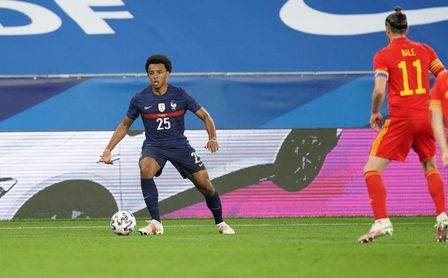 Los halagos de Deschamps a Koundé en su debut. Los halagos de Deschamps a Koundé en su debut.