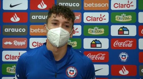 La emoción de Luciano Arriagada tras debutar con la selección chilena La emoción de Luciano Arriagada tras debutar con la selección chilena