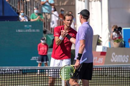 Medvedev derrota a Querrey y estrena su palmarés en hierba Medvedev derrota a Querrey y estrena su palmarés en hierba