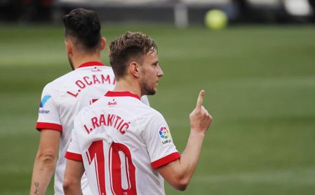 Rakitic: "Sé que puedo hacerlo mejor y de forma más regular" Rakitic: "Sé que puedo hacerlo mejor y de forma más regular"