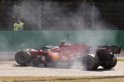 Fuerte accidente de Carlos Sainz, sin consecuencias, en los libres de Monza Fuerte accidente de Carlos Sainz, sin consecuencias, en los libres de Monza