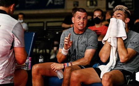 Paquito Navarro, lanzado con el ejemplo de Di Nenno Paquito Navarro, lanzado con el ejemplo de Di Nenno