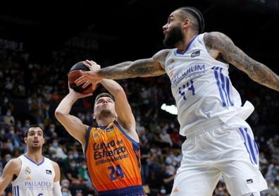 79-93. Heurtel y Rudy hacen que el R.Madrid despegue ante un mermado Valencia 79-93. Heurtel y Rudy hacen que el R.Madrid despegue ante un mermado Valencia