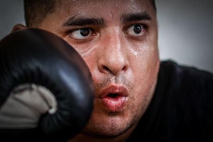 Campeón de boxeo argentino entrena a jóvenes para sacarlos de las drogas Campeón de boxeo argentino entrena a jóvenes para sacarlos de las drogas