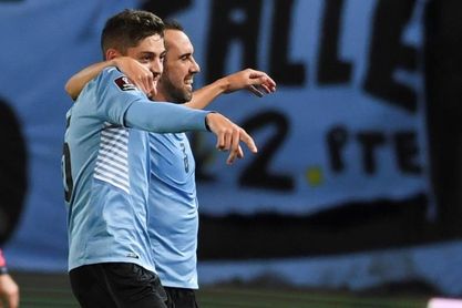 Uruguayos prometen luchar para superar el "momento duro" de la selección Uruguayos prometen luchar para superar el "momento duro" de la selección