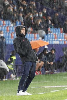 Marcelino: "Para ganar tenemos que hacer algo más en ataque" Marcelino: "Para ganar tenemos que hacer algo más en ataque"