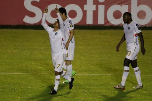 0-1. Comunicaciones saca ventaja ante el Guastatoya con gol de costarricense Lezcano 0-1. Comunicaciones saca ventaja ante el Guastatoya con gol de costarricense Lezcano