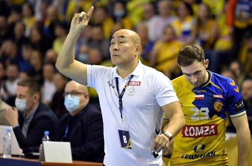 29-27. Siete minutos finales desastrosos y Alex Djushebaev hunden al Barça 29-27. Siete minutos finales desastrosos y Alex Djushebaev hunden al Barça