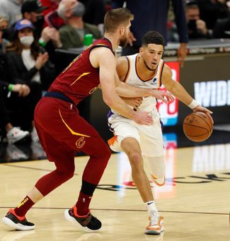 115-120: Los Suns suman su 14 victoria consecutiva ante los Cavs de Rubio 115-120: Los Suns suman su 14 victoria consecutiva ante los Cavs de Rubio