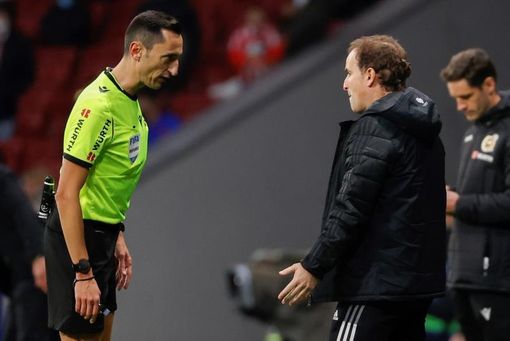 Sánchez Martínez en el Real Madrid-Sevilla Sánchez Martínez en el Real Madrid-Sevilla