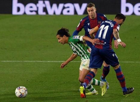 El Betis sólo perdió en tres de las veintitrés visitas del Levante El Betis sólo perdió en tres de las veintitrés visitas del Levante