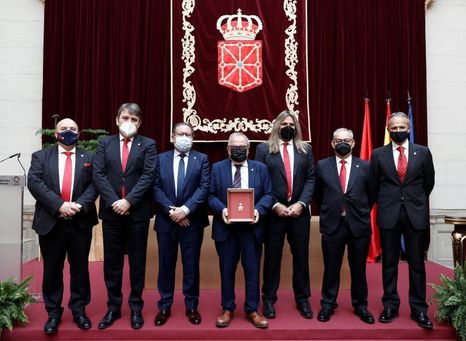 Chivite entrega la Medalla de Oro a Osasuna, club capaz de "hacer comunidad" Chivite entrega la Medalla de Oro a Osasuna, club capaz de "hacer comunidad"