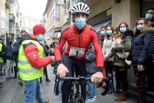 Delgado: El ciclismo español entra en un año de transición con Enric Mas