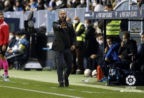 José Alberto, orgulloso de sus jugadores y del fútbol de su Málaga