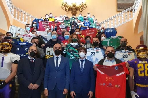 El Ayuntamiento de Sevilla muestra su respaldo a 40 equipos de 20 entidades deportivas