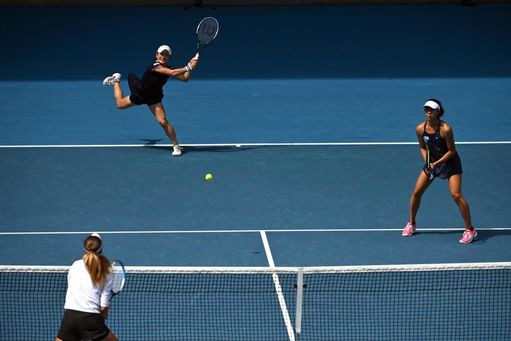 La brasileña Haddad jugará la final de dobles en Melbourne La brasileña Haddad jugará la final de dobles en Melbourne