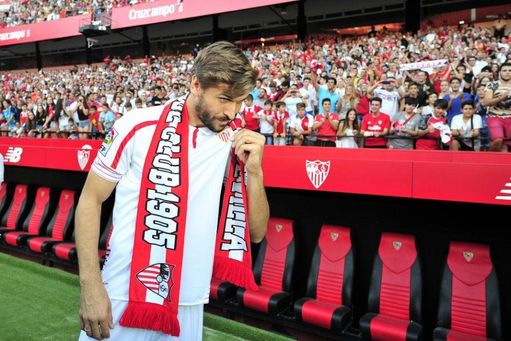 Siete años después de que Llorente cambiase Juventus por Sevilla, Evrà desvela que el motivo fue el 'mobbing' que sufría Siete años después de que Llorente cambiase Juventus por Sevilla, Evrà desvela que el motivo fue el 'mobbing' que sufría