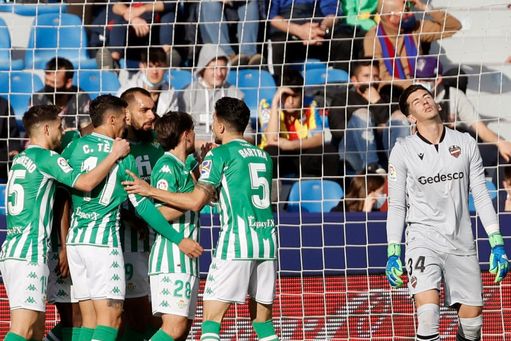 Levante UD 2-4 Real Betis: ¡Un huracán pasó por Valencia! - Estadio deportivo