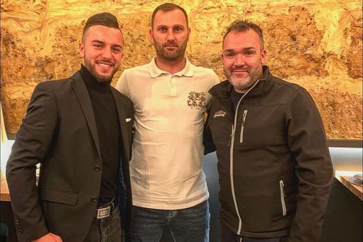 Despotovic en su presentación con la Deportiva Minera UPCT Despotovic en su presentación con la Deportiva Minera UPCT