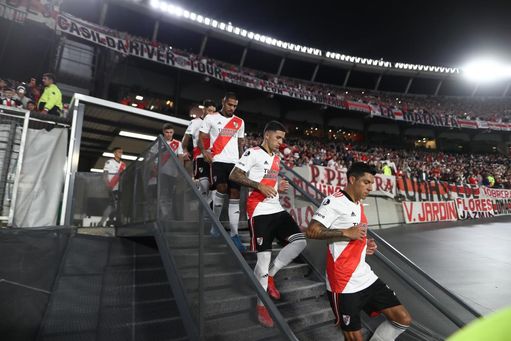 La Conmebol multa a River Plate por el acto racista de un hincha ante Fortaleza