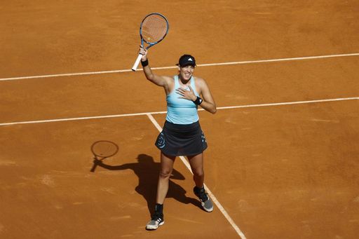 Muguruza reaparece en Madrid con su mejor ataque Muguruza reaparece en Madrid con su mejor ataque