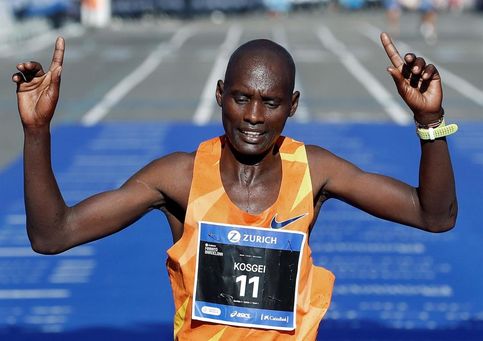 El keniano Samuel Kosgei intentará batir su récord ante 10.000 corredores El keniano Samuel Kosgei intentará batir su récord ante 10.000 corredores