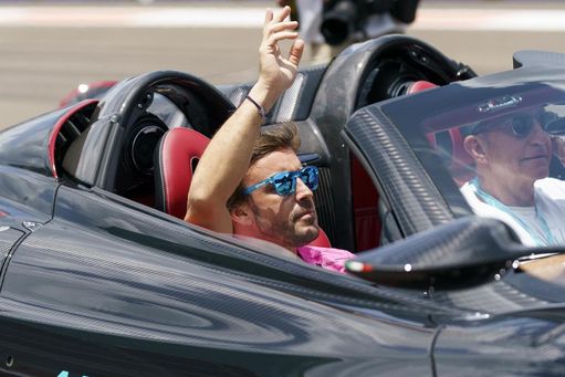 Alonso tras ser noveno en el GP de Miami: "Trabajamos muy duro por cada punto que ganamos"