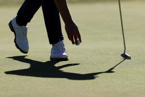 El PGA Tour se planta ante el LIV Golf saudí