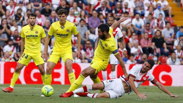 Santi Comesaña, en la agenda de clubes como Valencia y Betis, cerca de firmar por el Villarreal. Santi Comesaña, en la agenda de clubes como Valencia y Betis, cerca de firmar por el Villarreal.