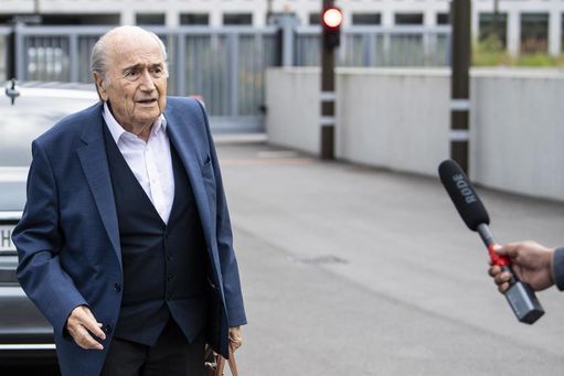Blatter, "muy orgulloso como Socio de Honor" del Real Madrid