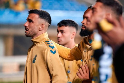 Rober se despide emocionado de Las Palmas, demostrando su conexión con la isla, y vuelve al Betis con mucho que pensar Rober se despide emocionado de Las Palmas, demostrando su conexión con la isla, y vuelve al Betis con mucho que pensar
