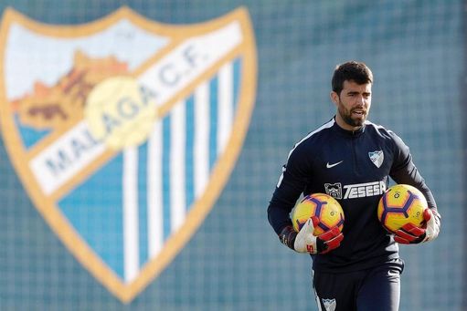 Toni Mengual entrenando con el Málaga CF Toni Mengual entrenando con el Málaga CF